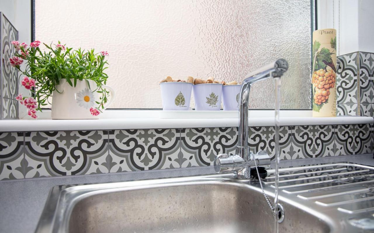 נורוויץ'' Bright 3 Bedroom Townhouse Near City Centre מראה חיצוני תמונה